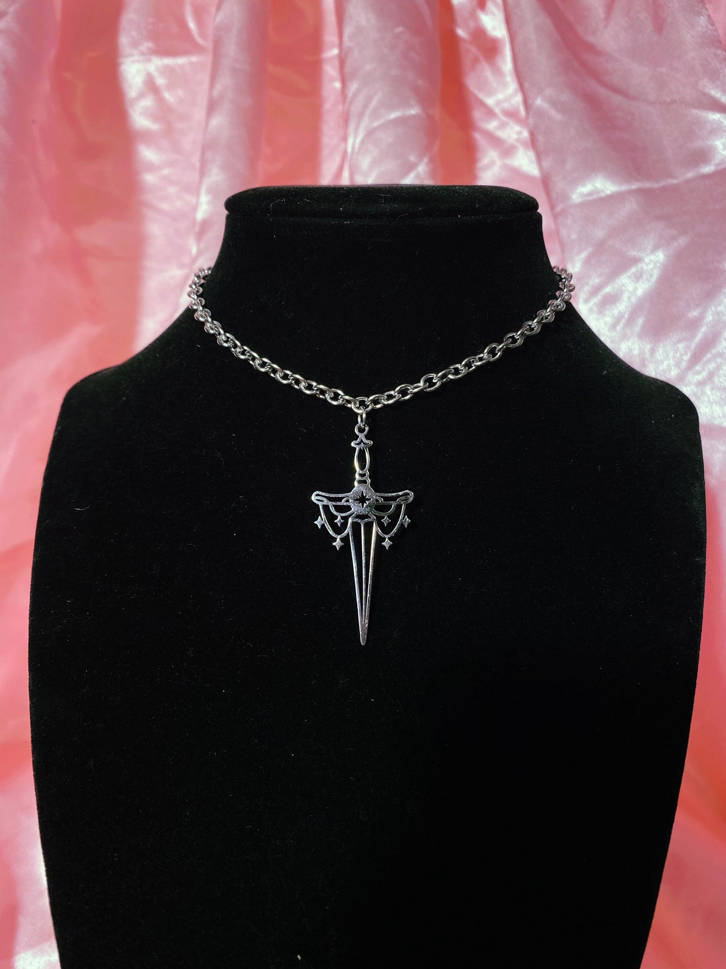 Dagger stainless steel necklace choker