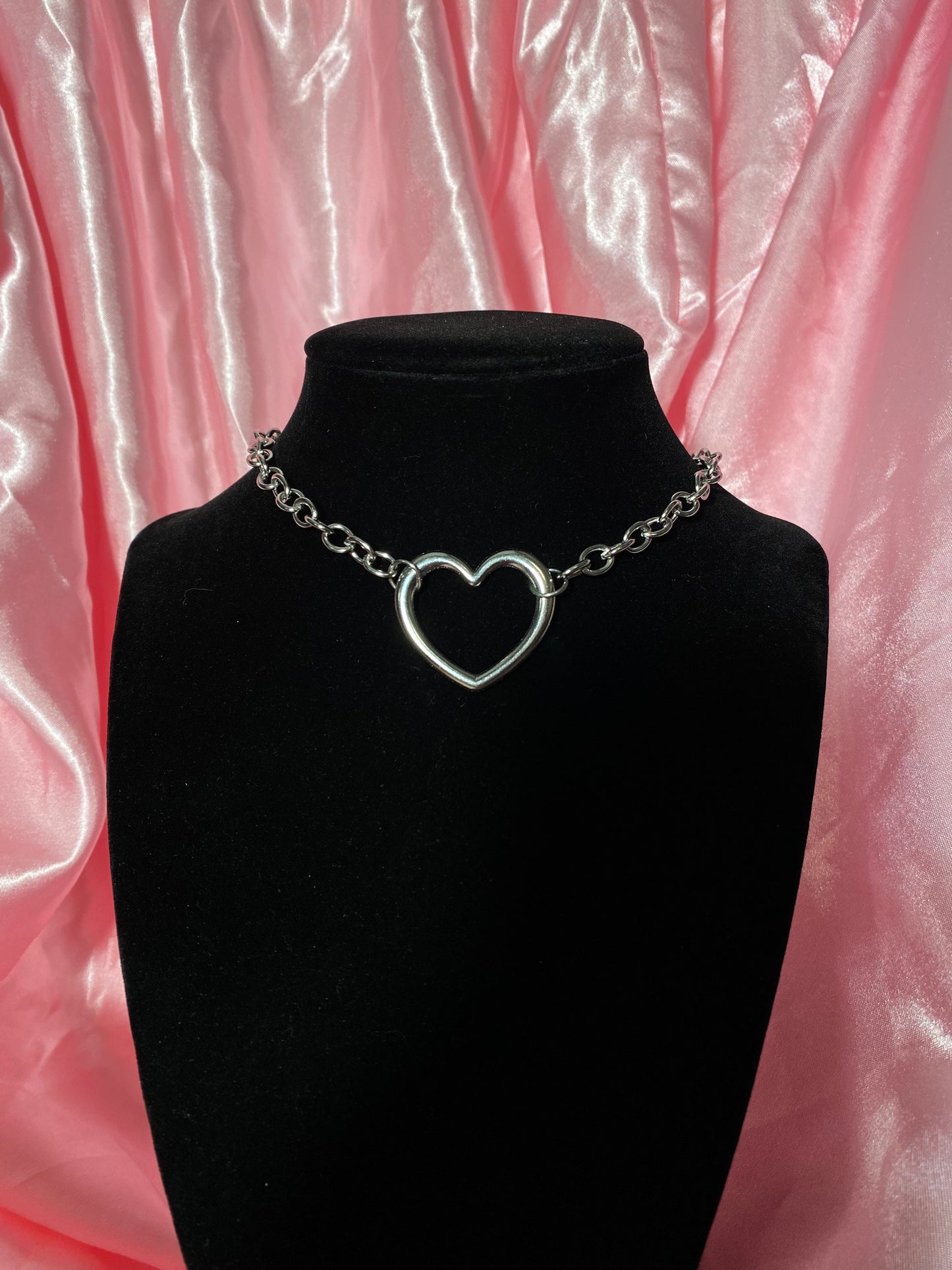 Heart choker necklace stainless steel