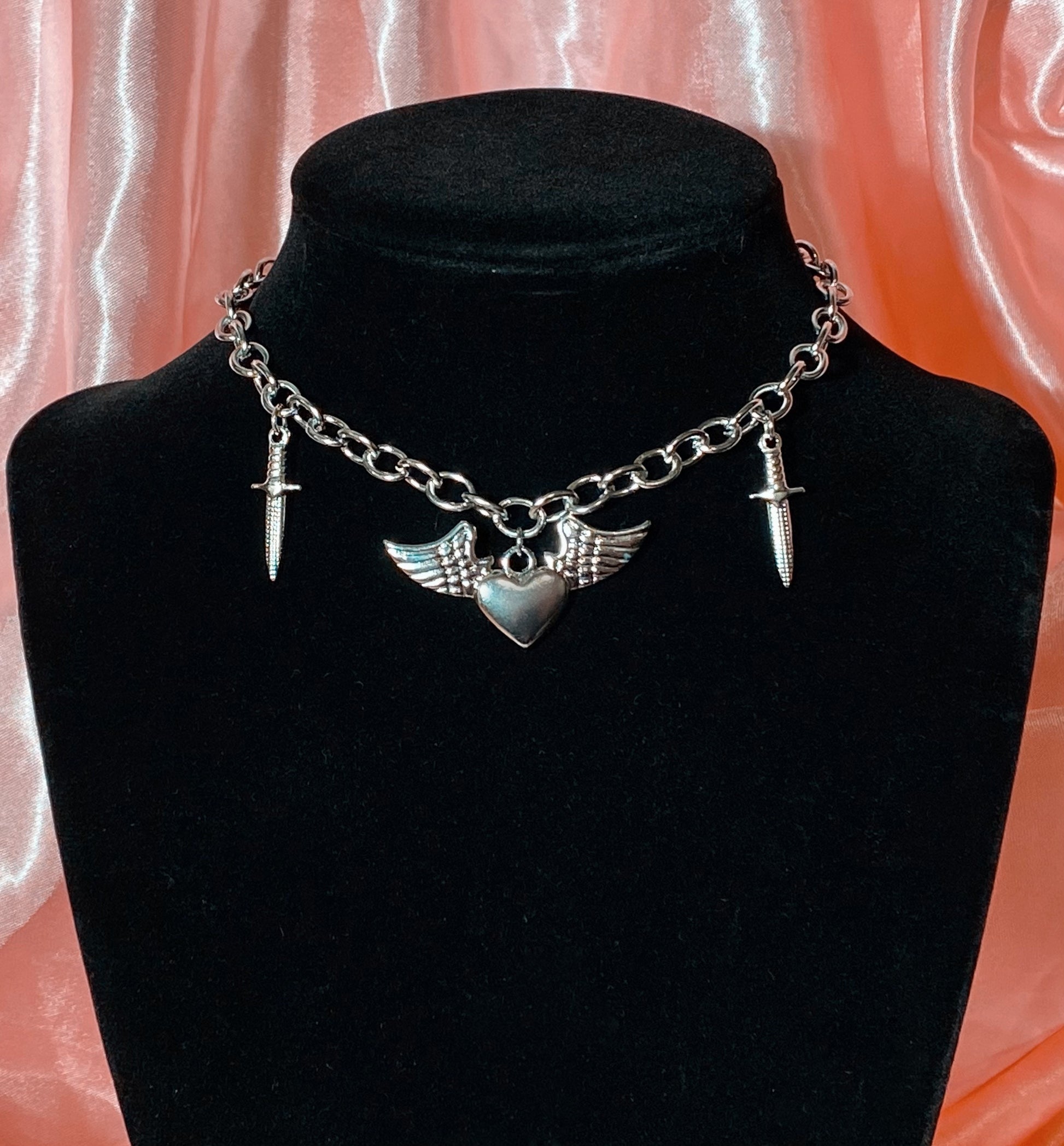 Heart dagger necklace choker stainless steel