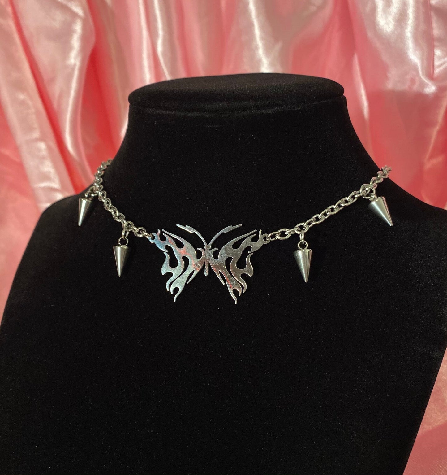 Butterfly spike choker stainless steel