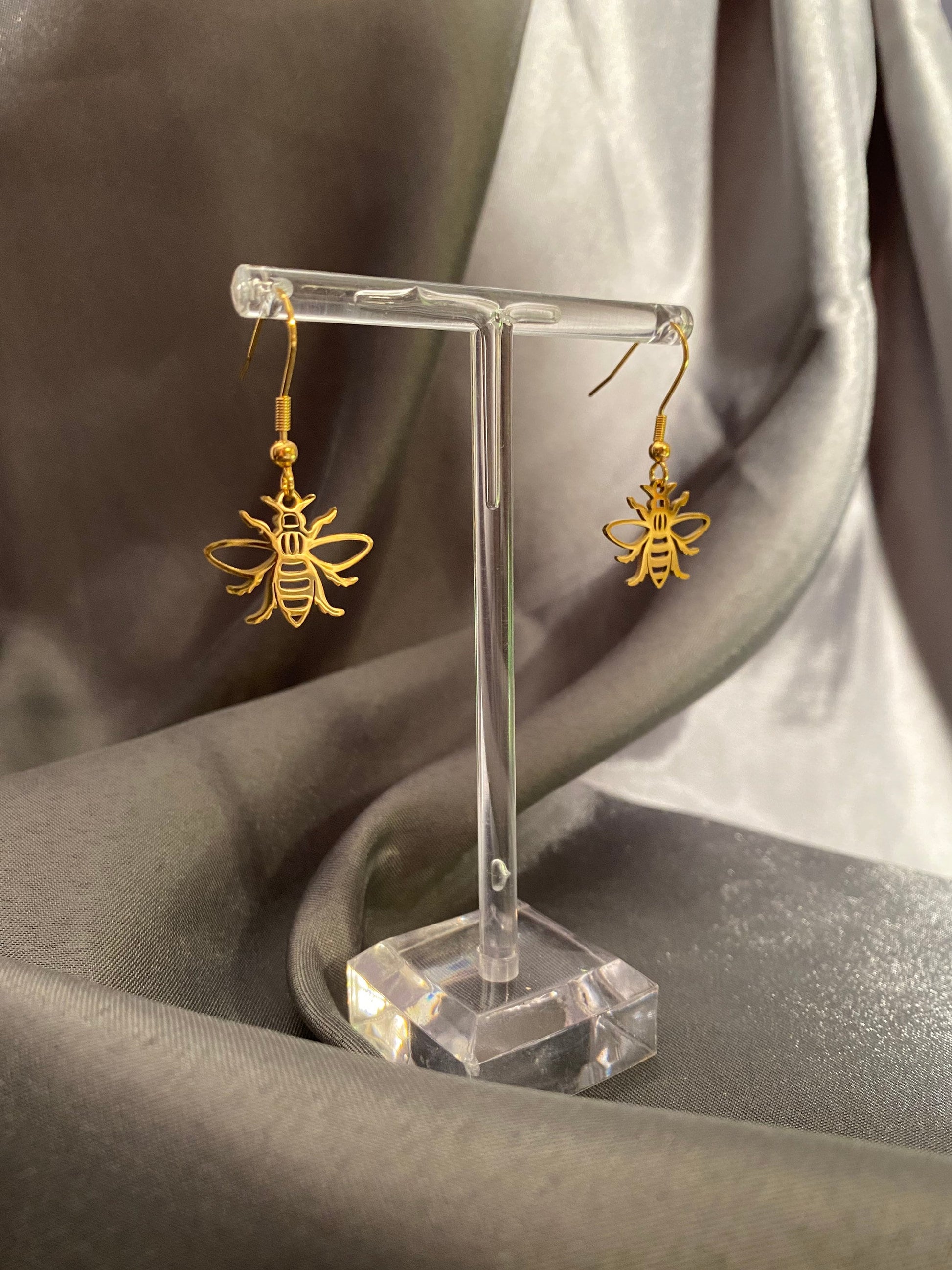 Bee earrings stainless steel