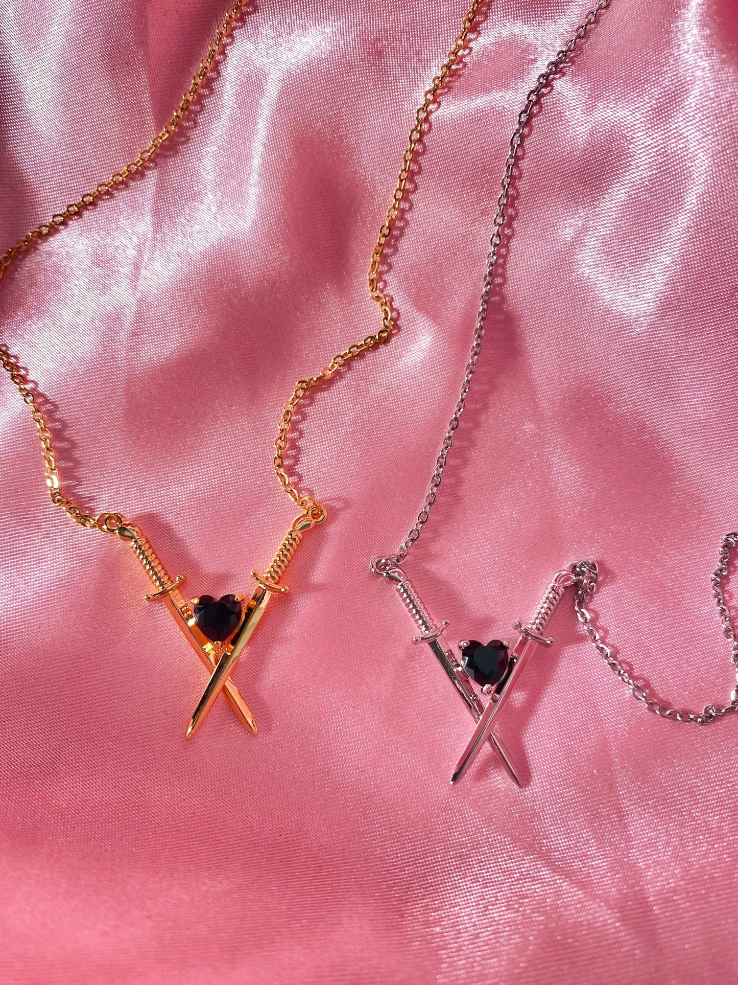 Dagger heart valentine stainless steel necklace